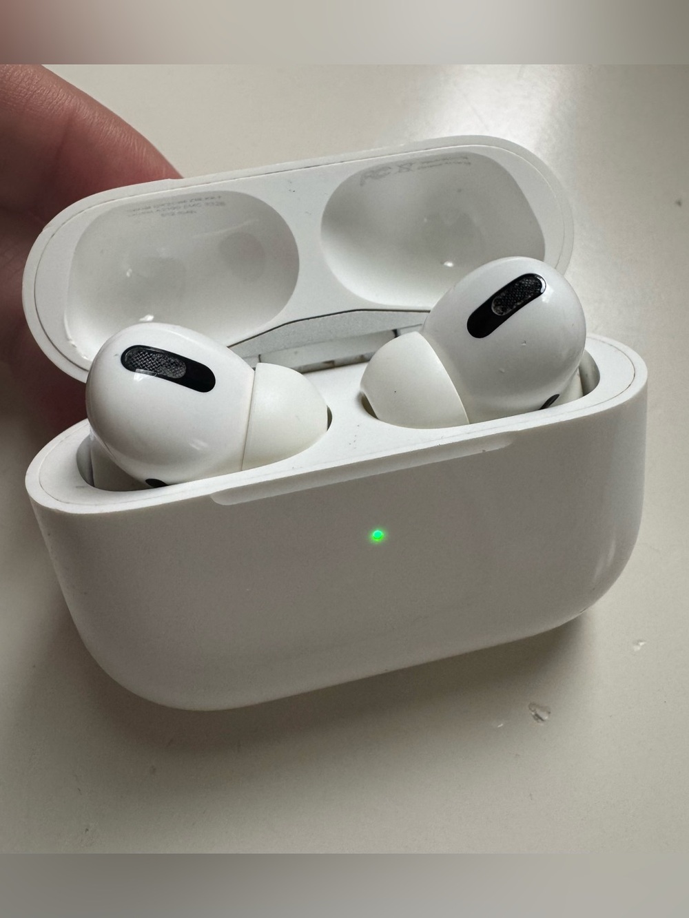 Apple AirPods Pro True Wireless Earbuds - White